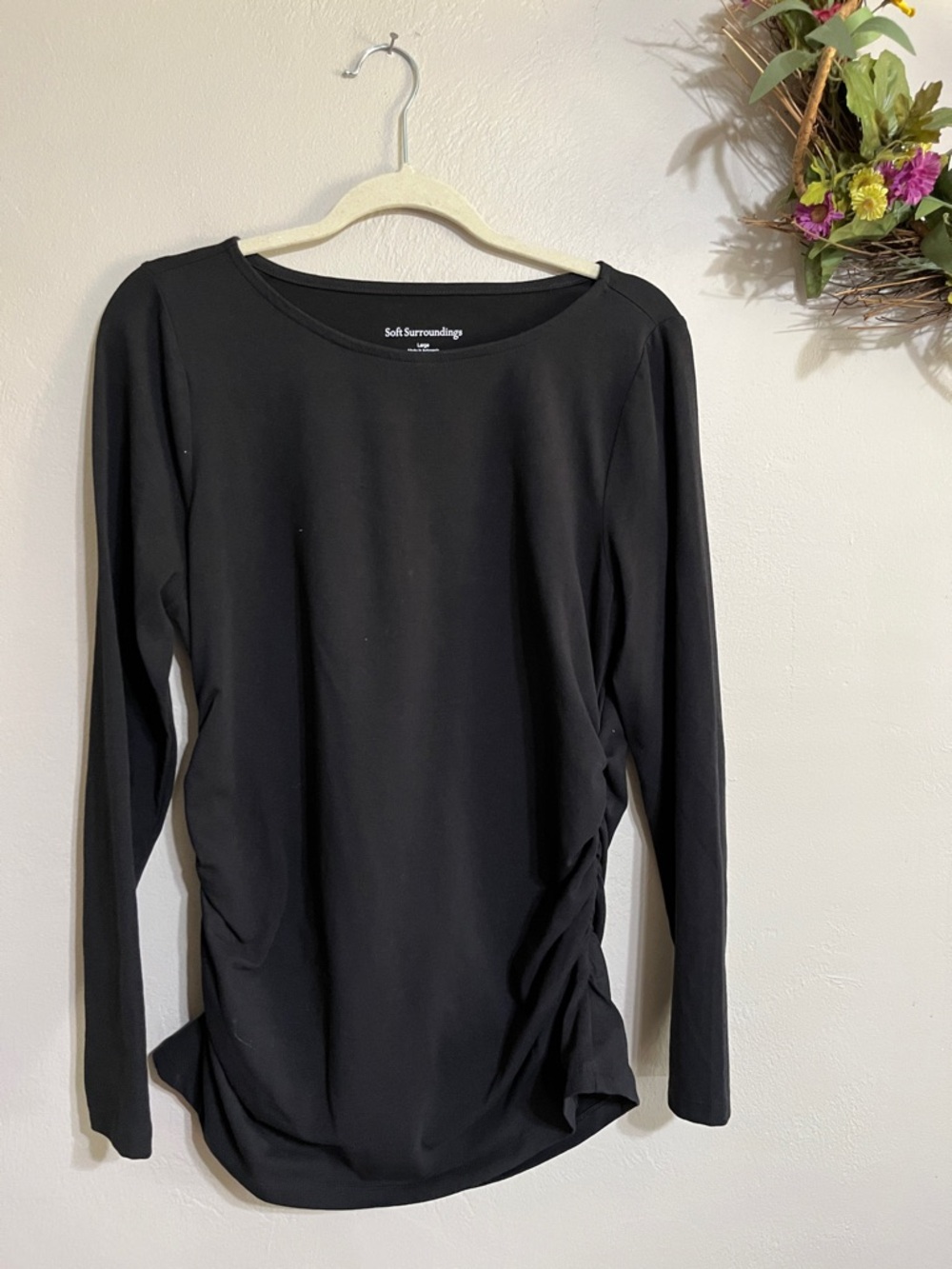 Soft Surroundings Black Long-Sleeve Side-Ruched Top